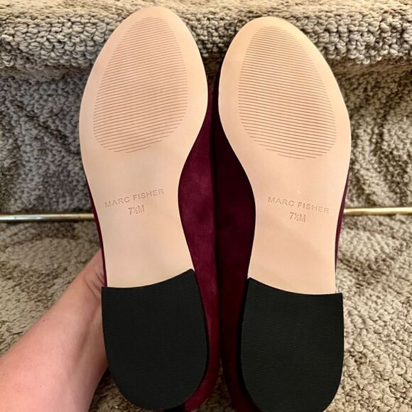 NWOB Marc Fisher Jodi Burgundy Suede Black Cap Toe Ballet Flats Shoes Size 7.5 M - Picture 6 of 7